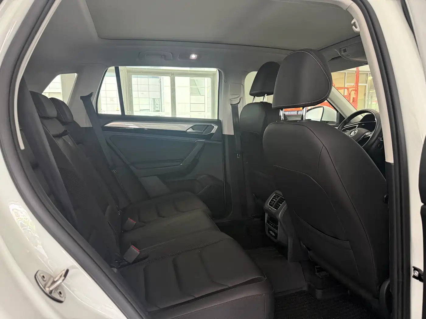 Volkswagen Tayron 2020 330TSI 2WD Luxury Smart Edition Pro фото 7