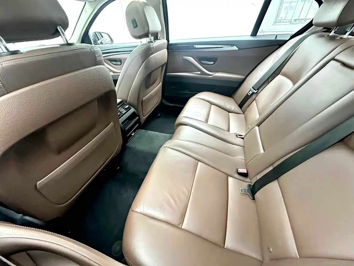 BMW 5 Series 2017 525Li Leading Edition фото 10