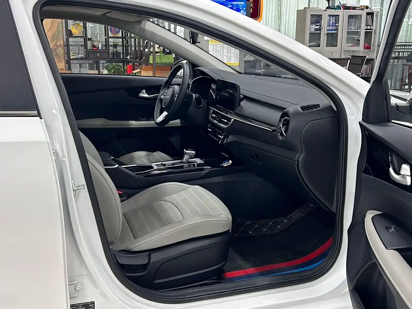 KIA K3