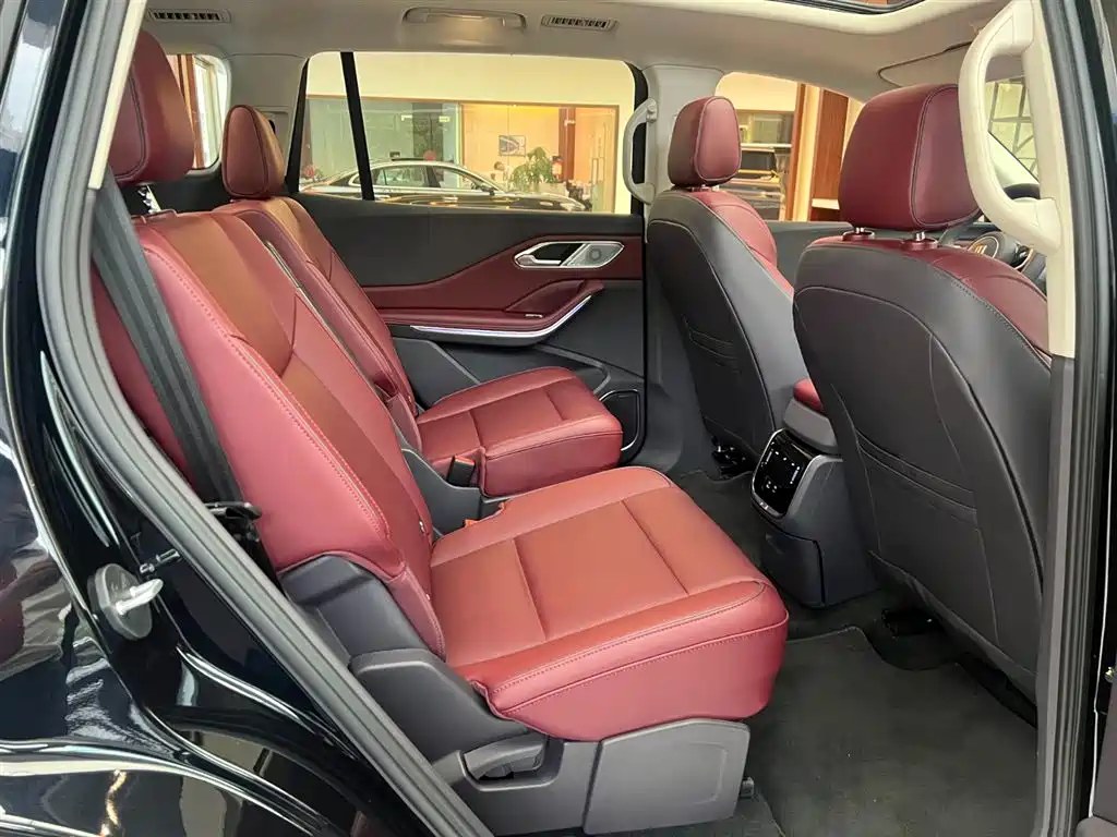Hongqi HS7 PHEV 2025 2.0T PHEV 2WD Flag Enjoy Edition (6-seater) фото 9