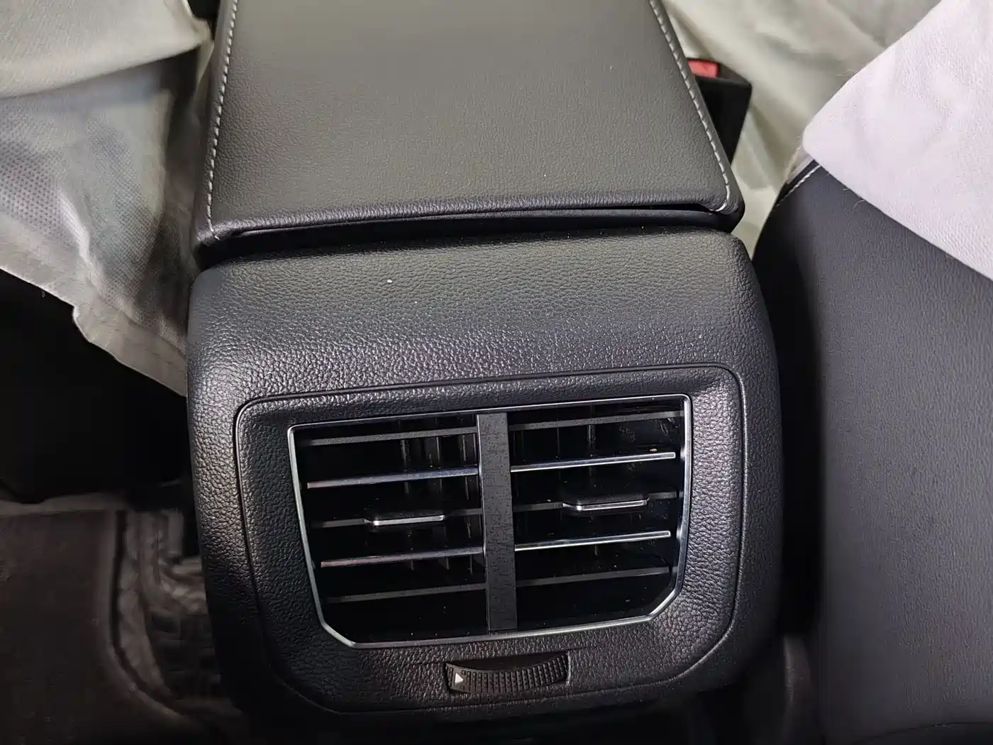 Volkswagen Tayron X 2020 380TSI AWD Power Connect Edition фото 8