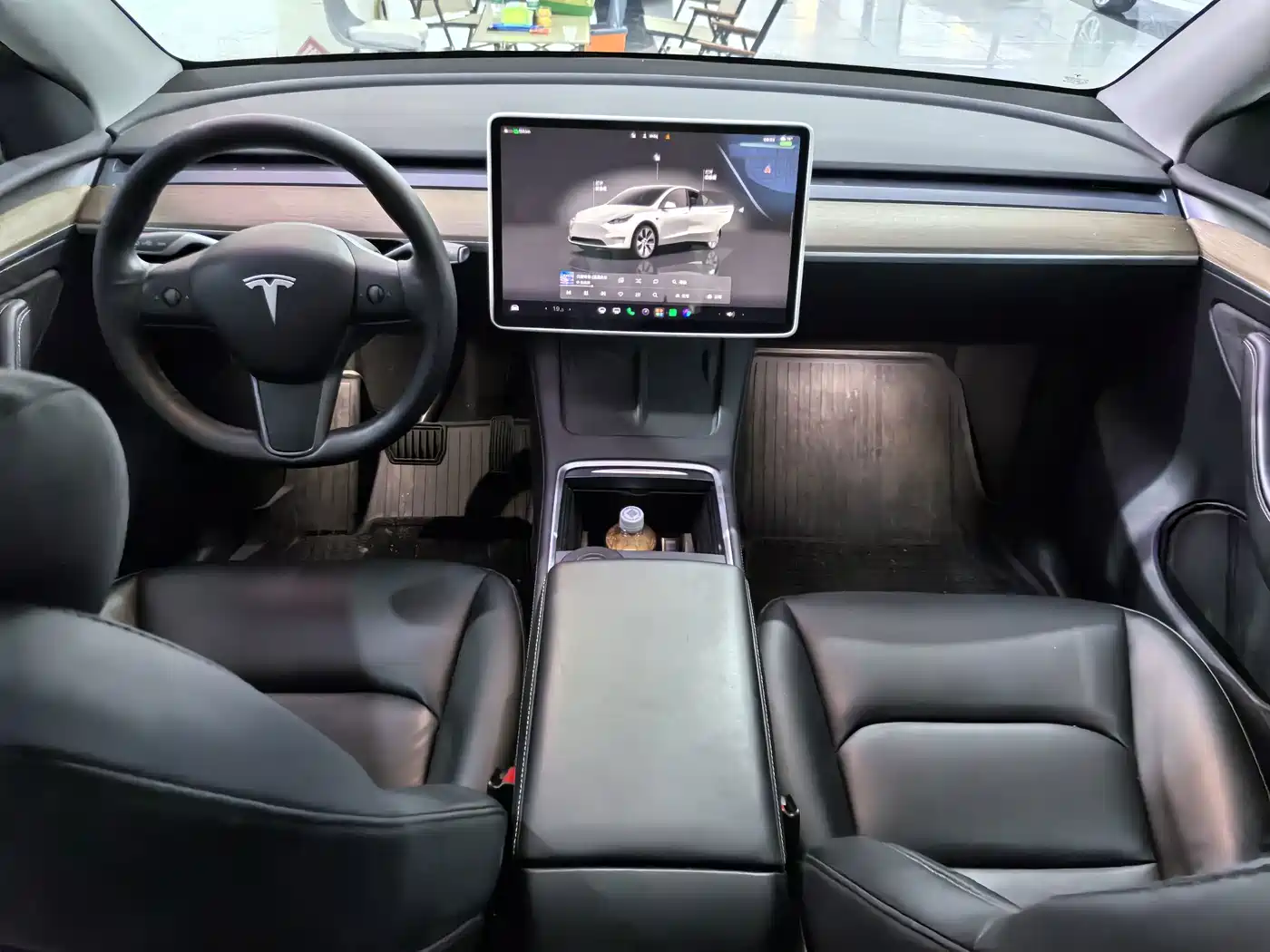 Фото 8 - Tesla Model Y