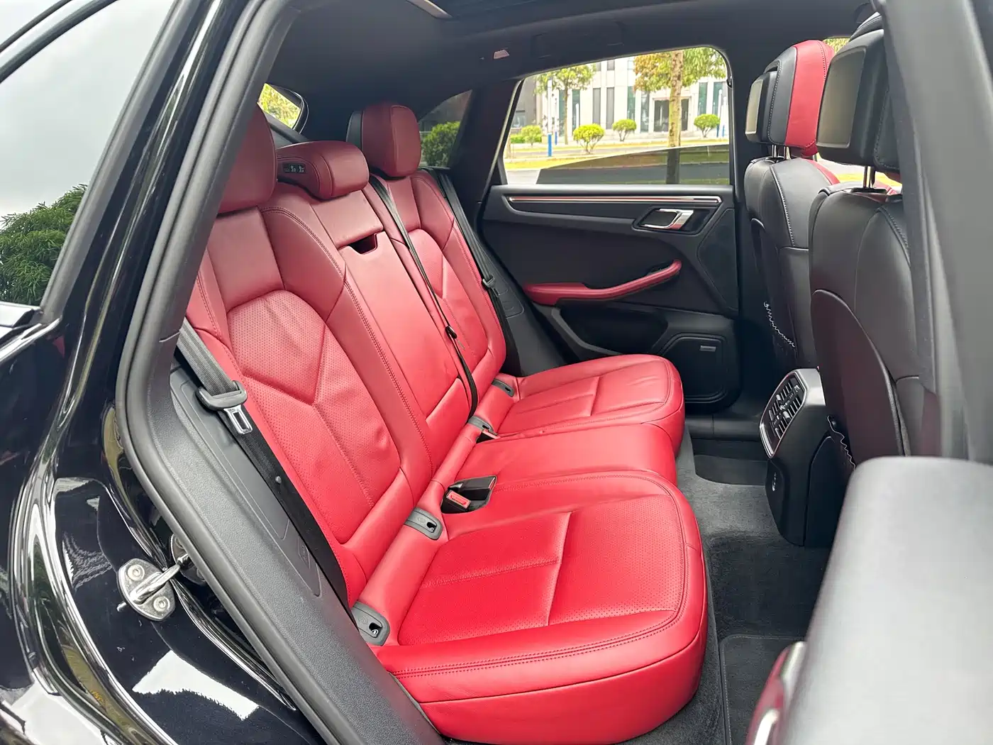 Porsche Macan 2023 Macan 2.0T фото 40