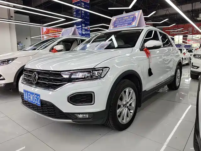 VOLKSWAGEN T-ROC EXPLORING SONGS