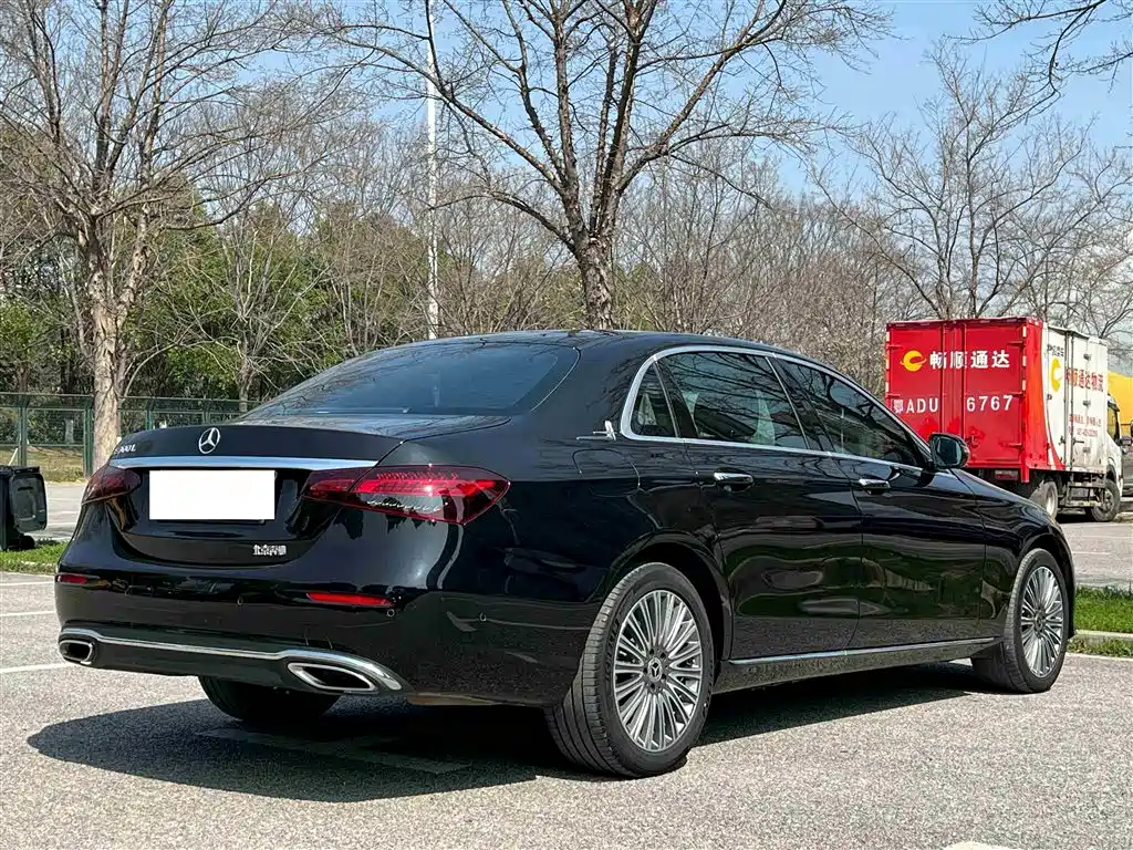 Mercedes-Benz E-Class 2021 E 300 L Fashion фото 12