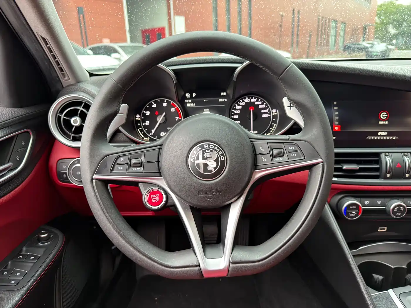 Alfa Romeo Giulia 2020 2.0T 280HP Dark Night Phantom Limited фото 10