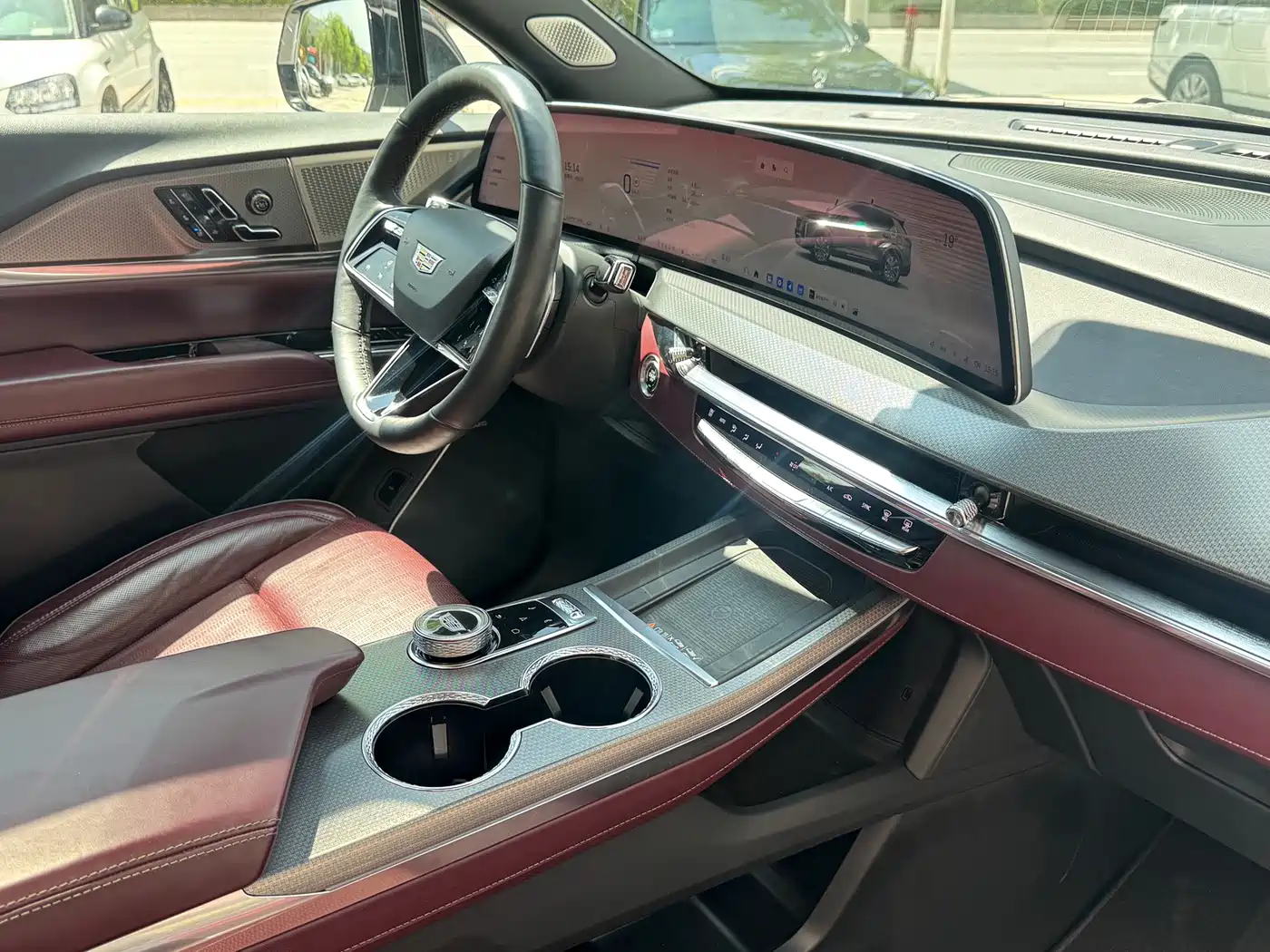 Cadillac XT5 2024 2025 Model 2.0T Platinum