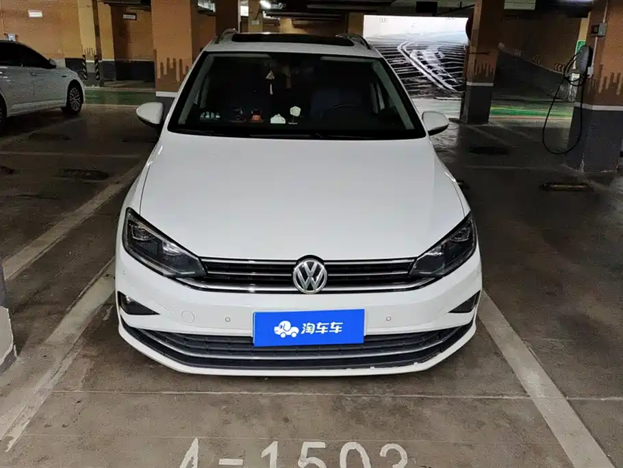 VOLKSWAGEN GOLF*JIAYU