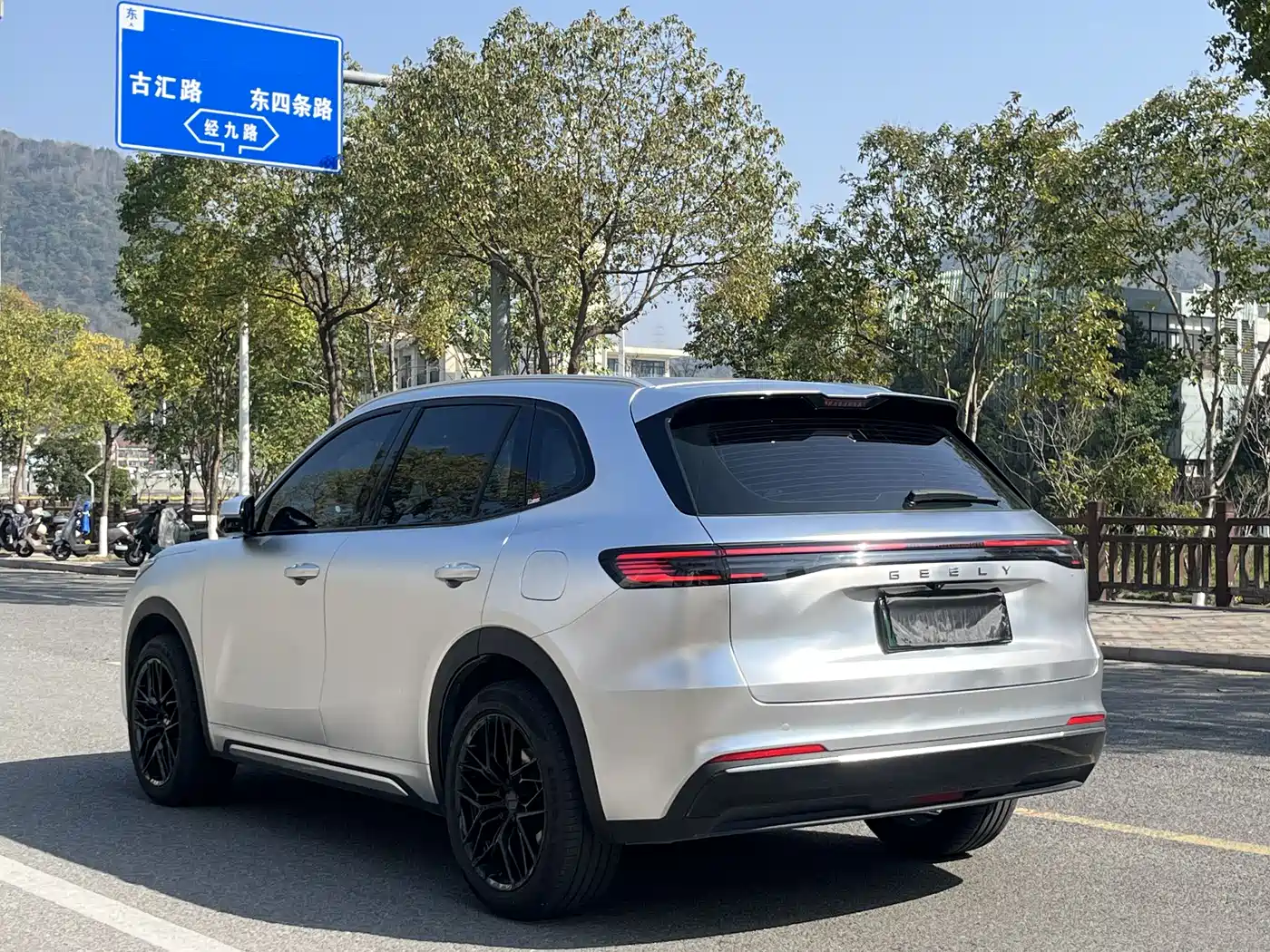 GEELY GALAXY GALAXY STARSHIP 7 EM I