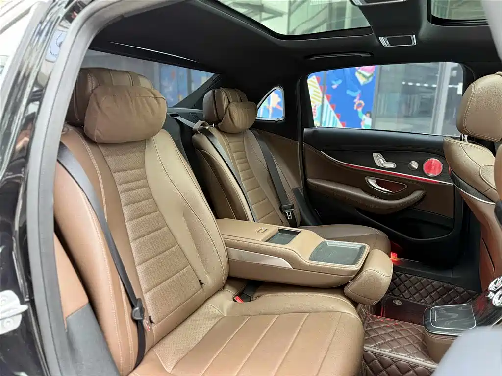 Mercedes-Benz E-Class 2022 Facelift E 300 L Sport Luxury Style фото 33
