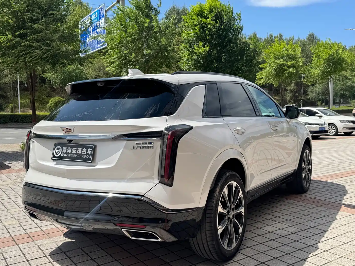 Cadillac XT5 2024 2025 Model 2.0T Platinum