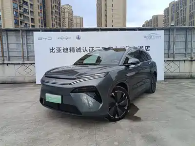 BYD Tang L