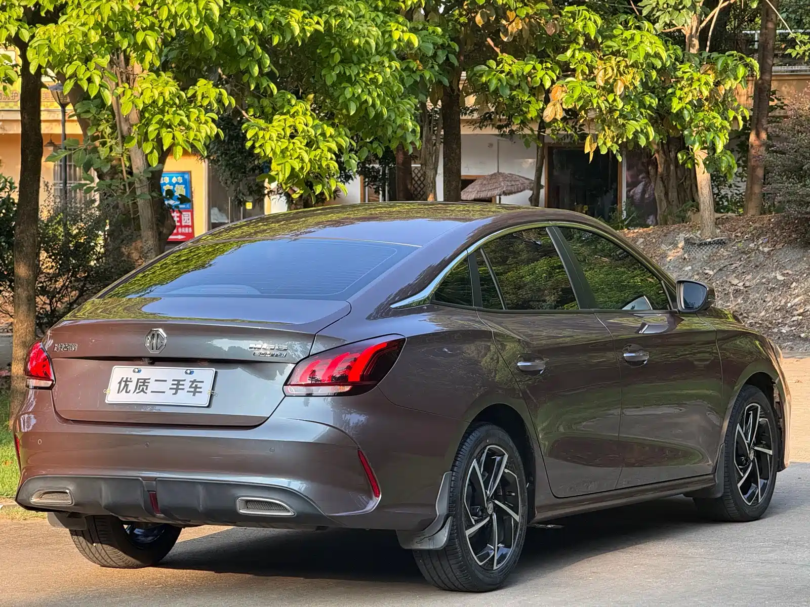 Фото 9 - MG MG5