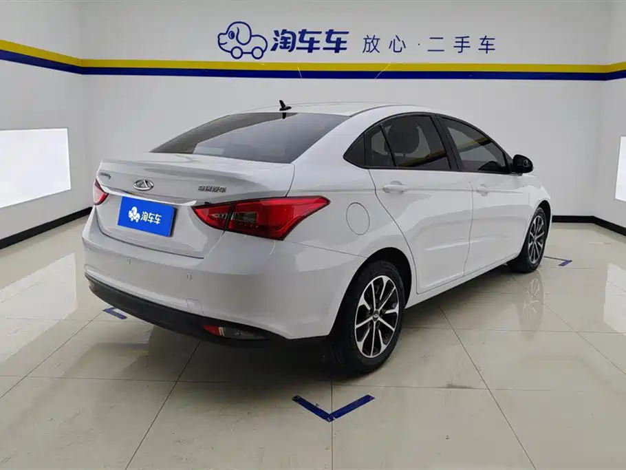 CHERY ARRIZO 5