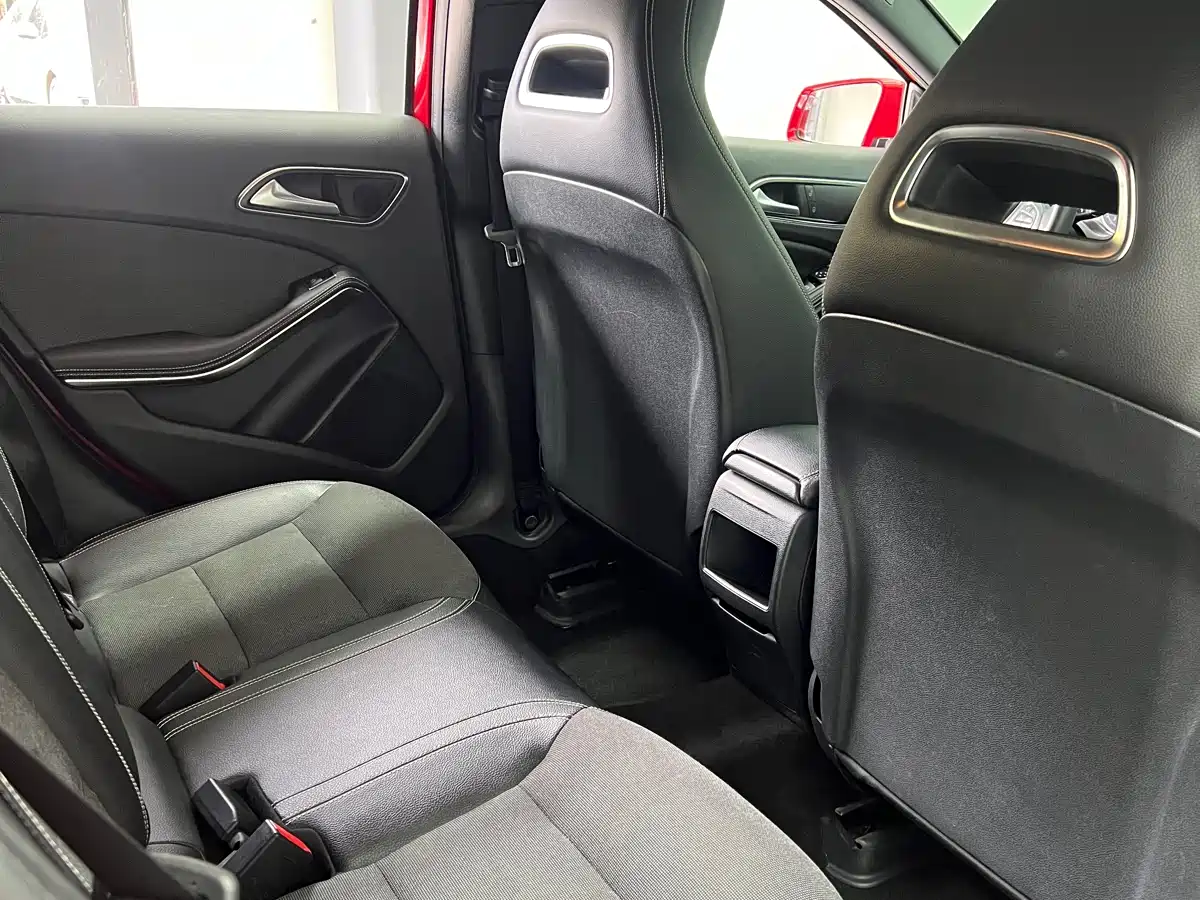 MERCEDES-BENZ A CLASS