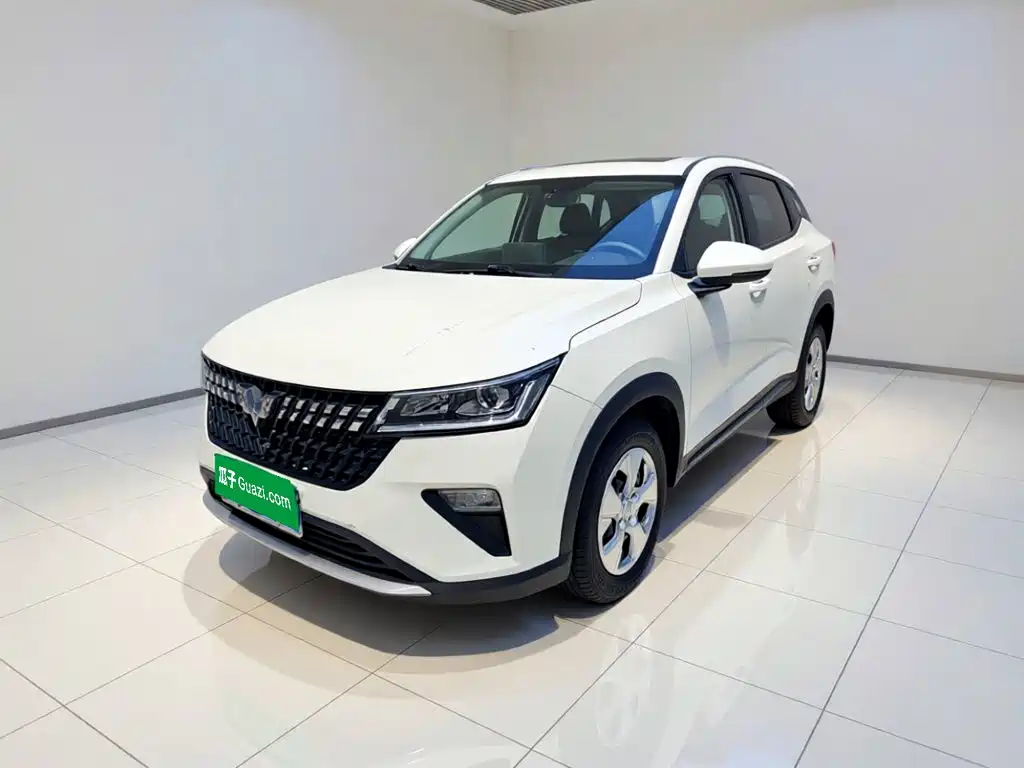Wuling Motors Wuling Xingchi 2024 2022 1.5L Manual Freedom Edition
