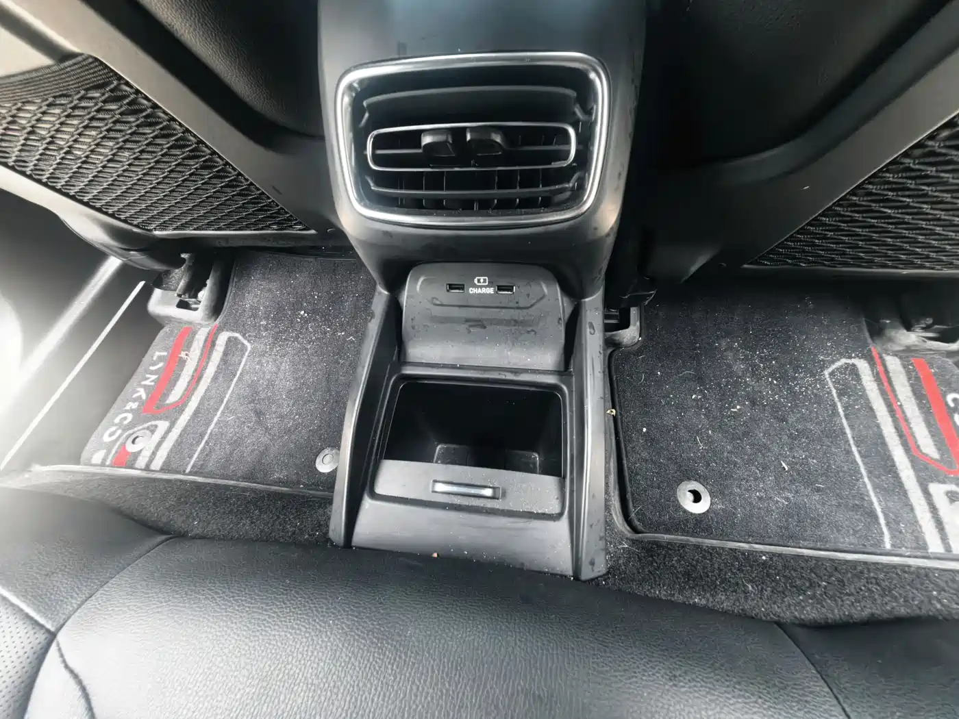 Lynk & Co 03 New Energy 2020 1.5T PHEV Pro фото 25