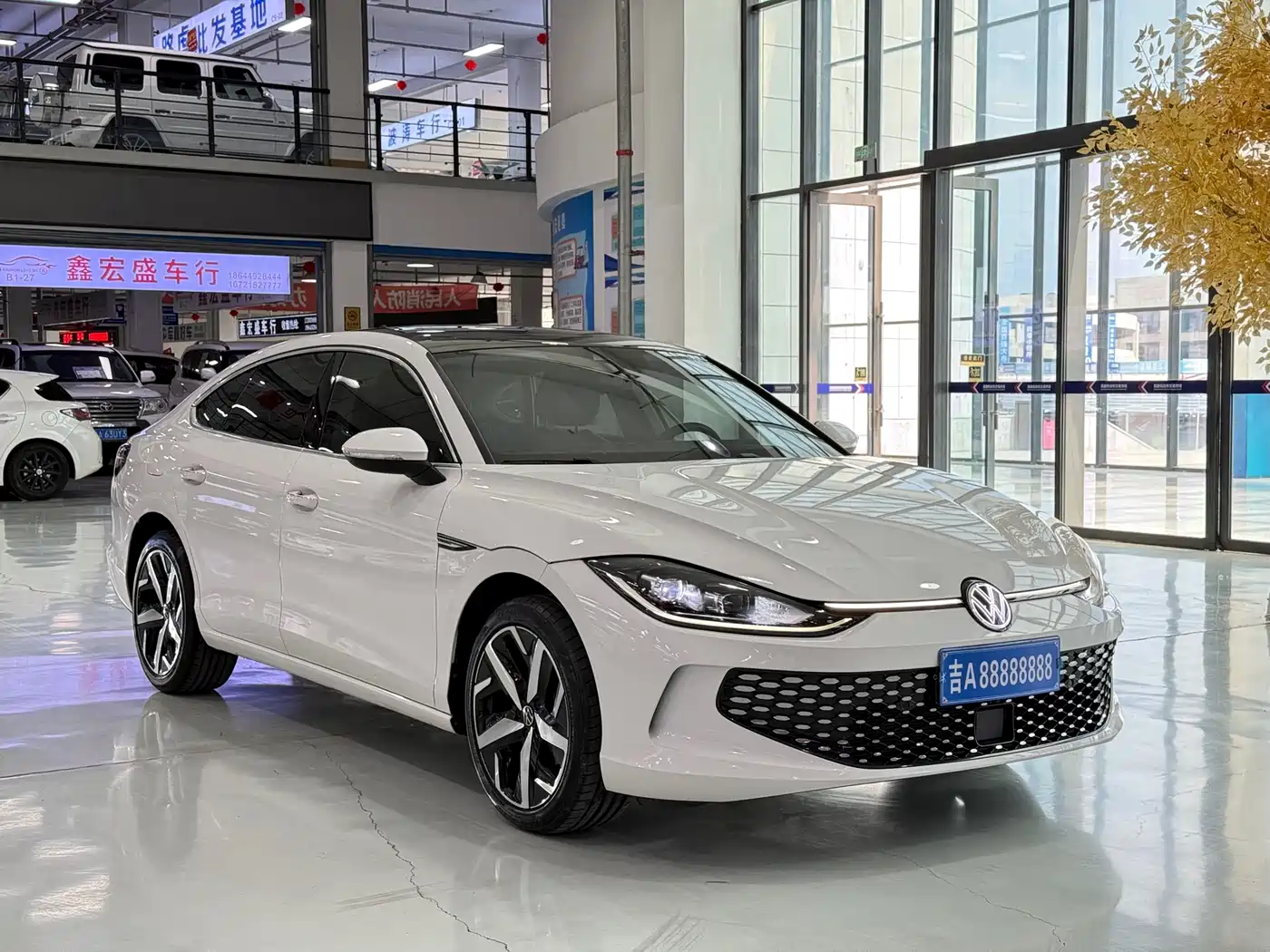 Volkswagen Lamando 2022 Lamando L 280TSI DSG Cool Edition фото 2