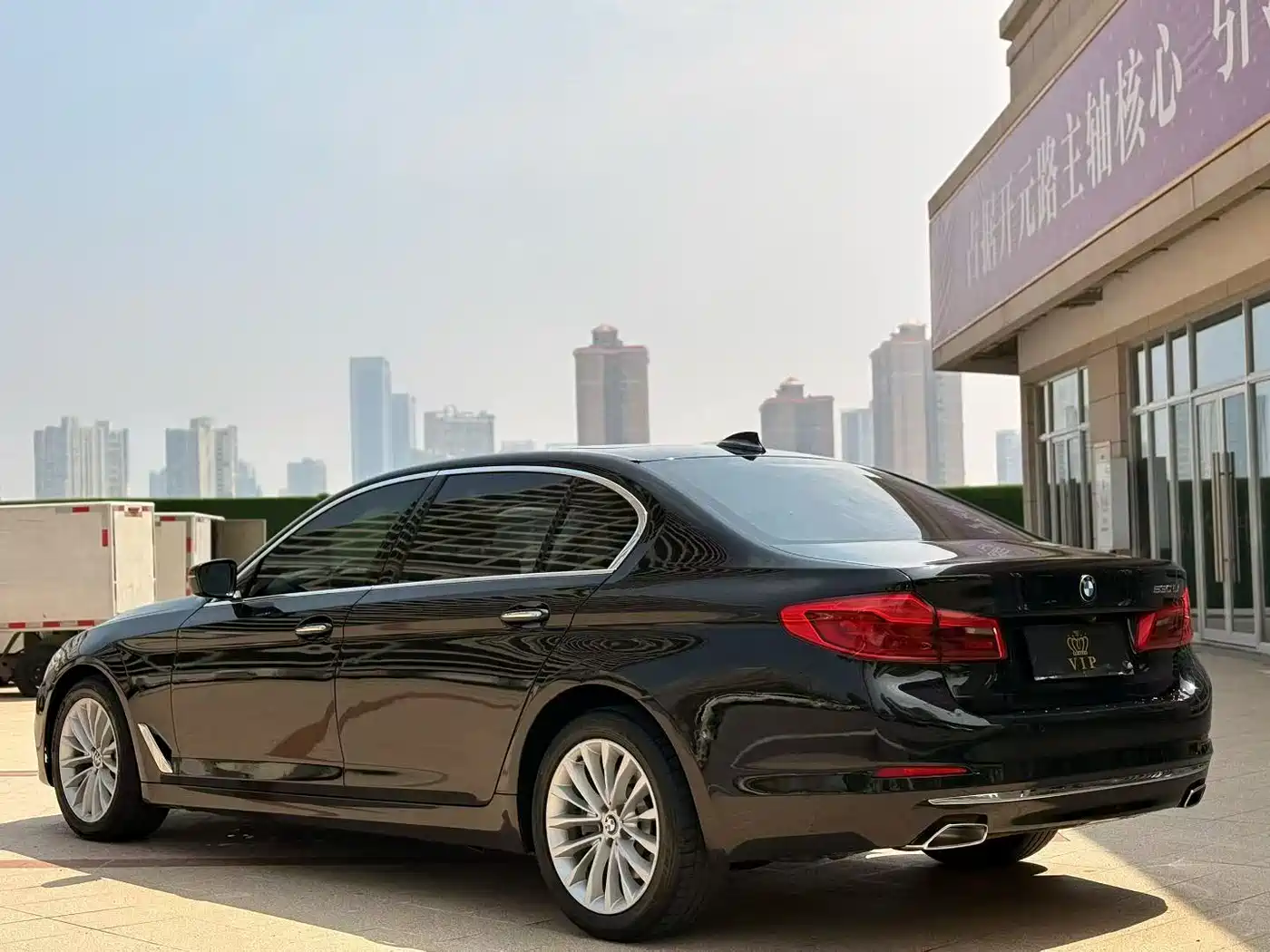 BMW 5 Series 2018 530Li Leading Luxury Package фото 3