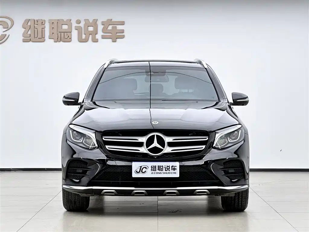 Mercedes-Benz GLC 2018 GLC 260 4MATIC Luxury фото 2