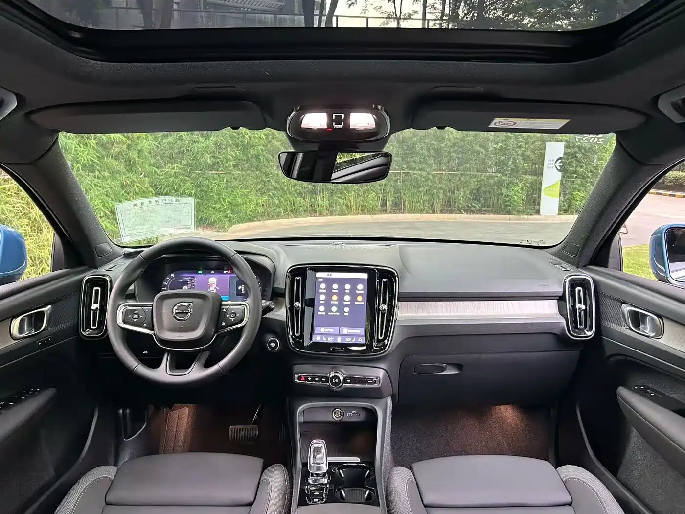 Фото 5 - Volvo XC40
