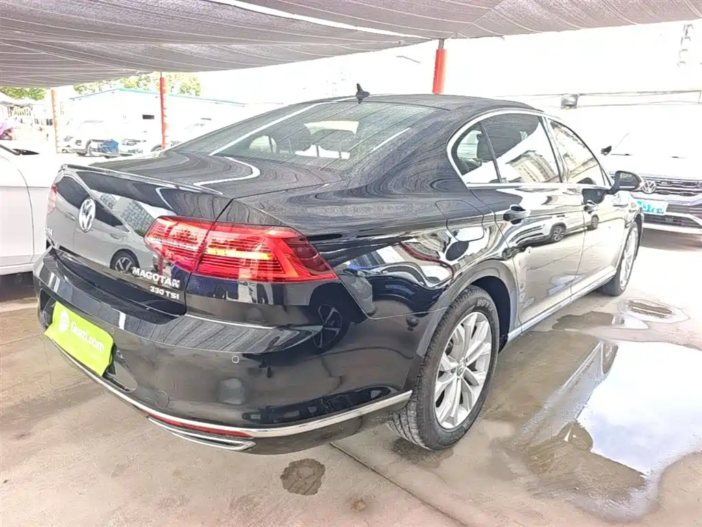 Volkswagen Magotan 2019 330TSI DSG Luxury Class China VI фото 7