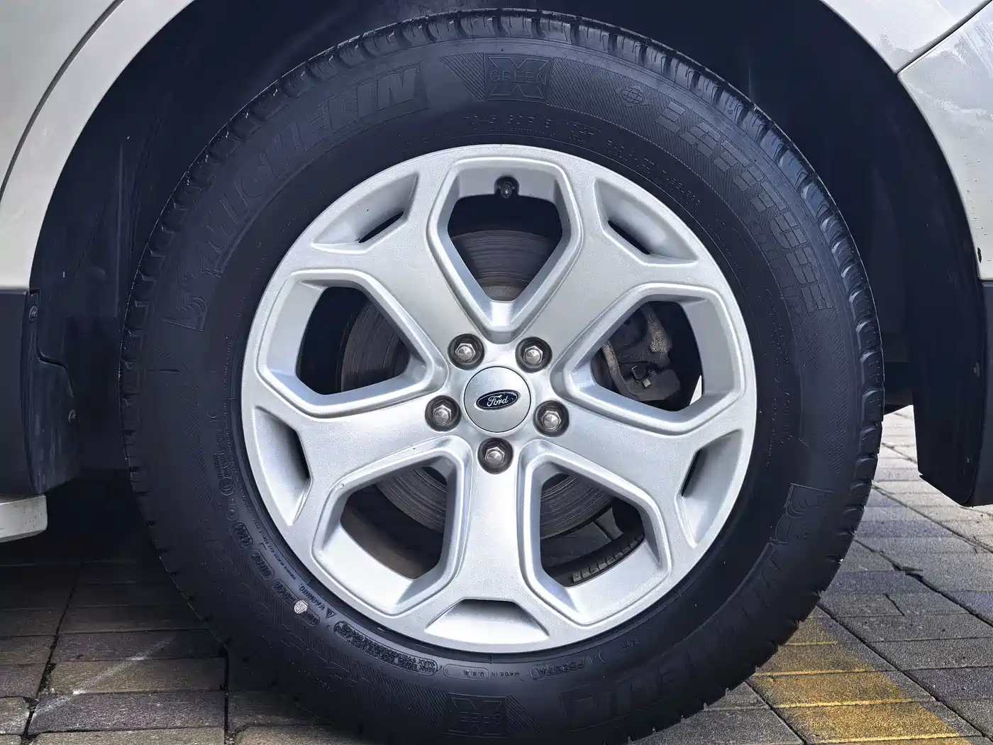 Ford Edge (Import) 2015 2012 2.0T Elite