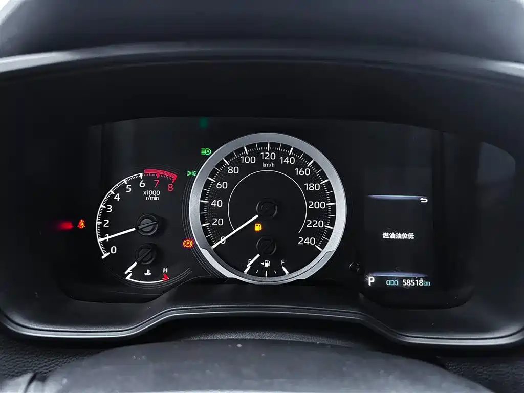 Toyota Corolla 2021 1.2T S-CVT Elite PLUS Edition фото 22