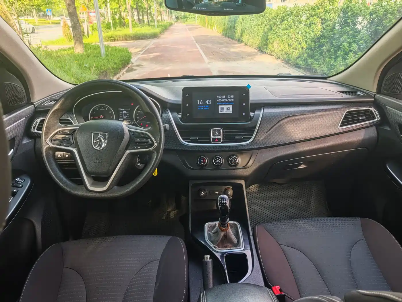 Baojun 730 2019 2019 1.5L Manual Fashion Edition 7-Seater China VI