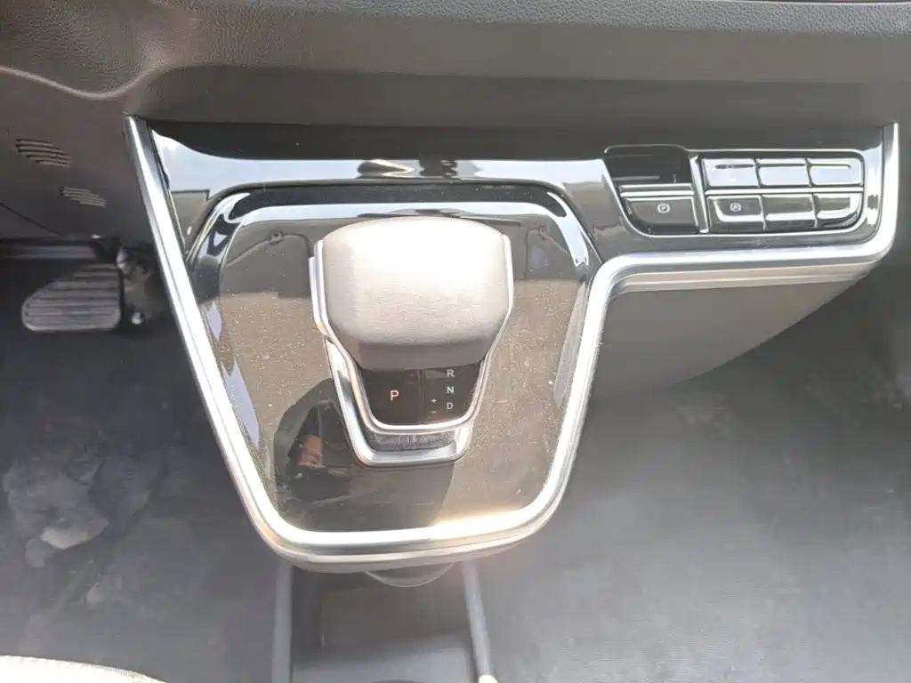 Foton Tuyano Big V New Energy 2026 2024 Long Wheelbase Low Roof 7 Seater CATL 53.58kwh