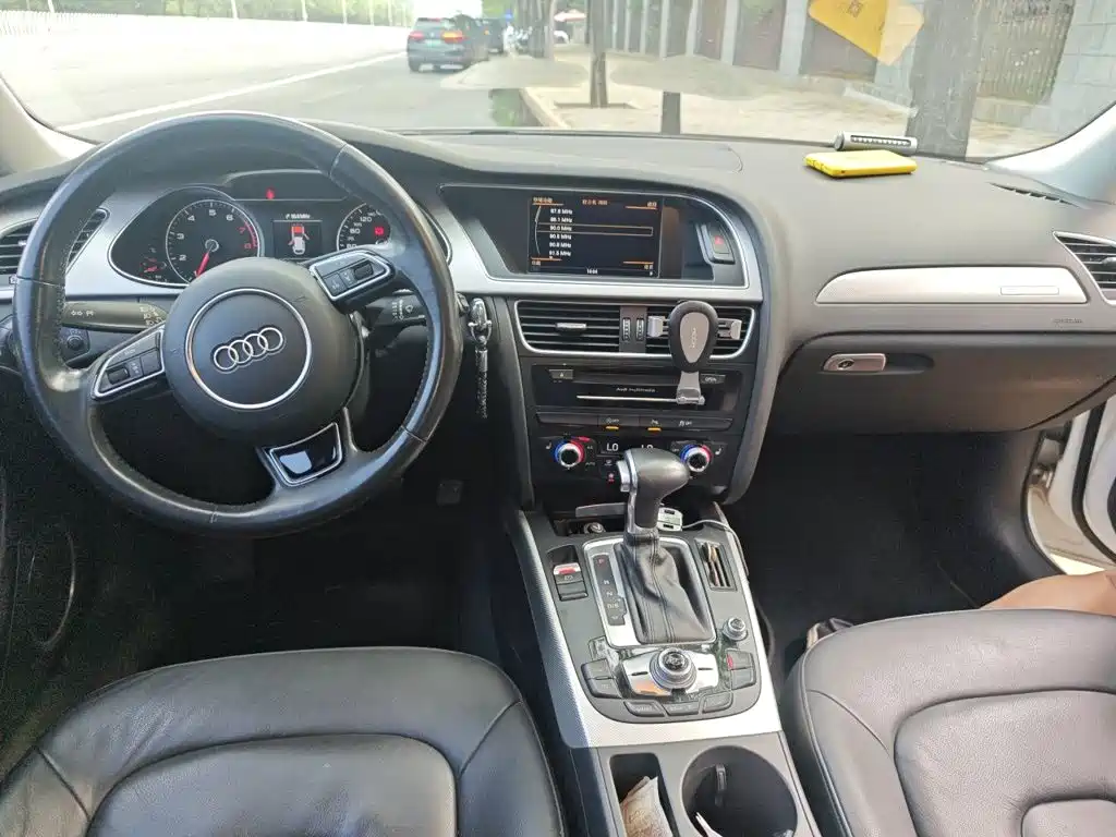 Audi A4 (Import) 2016 2014 40 TFSI allroad quattro plus