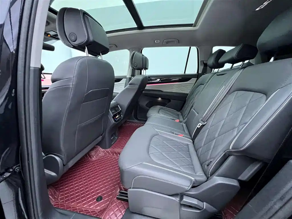 Volkswagen Teramont 2024 380TSI 4WD Dragon Glory Edition фото 25