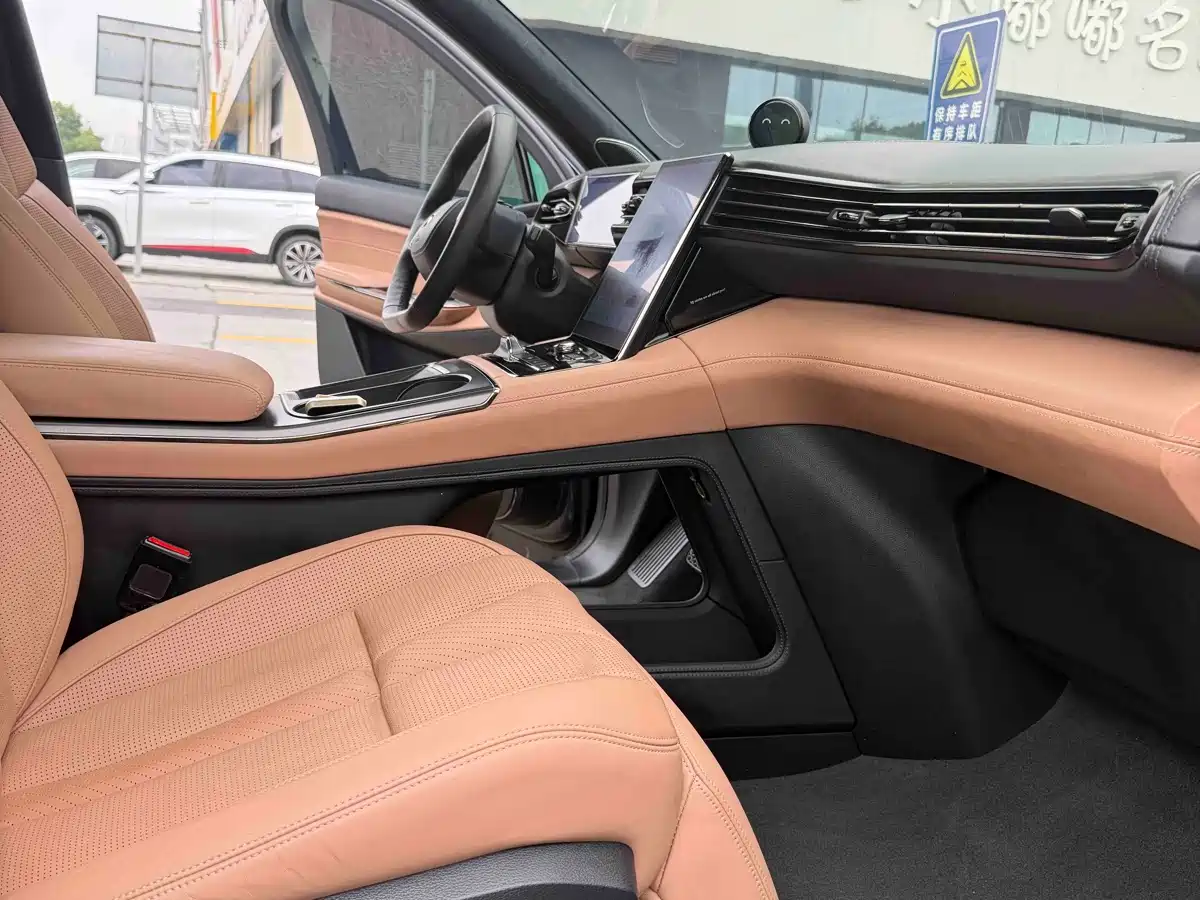 NIO ES8 2021 2020 415KM Signature Edition 6-Seater