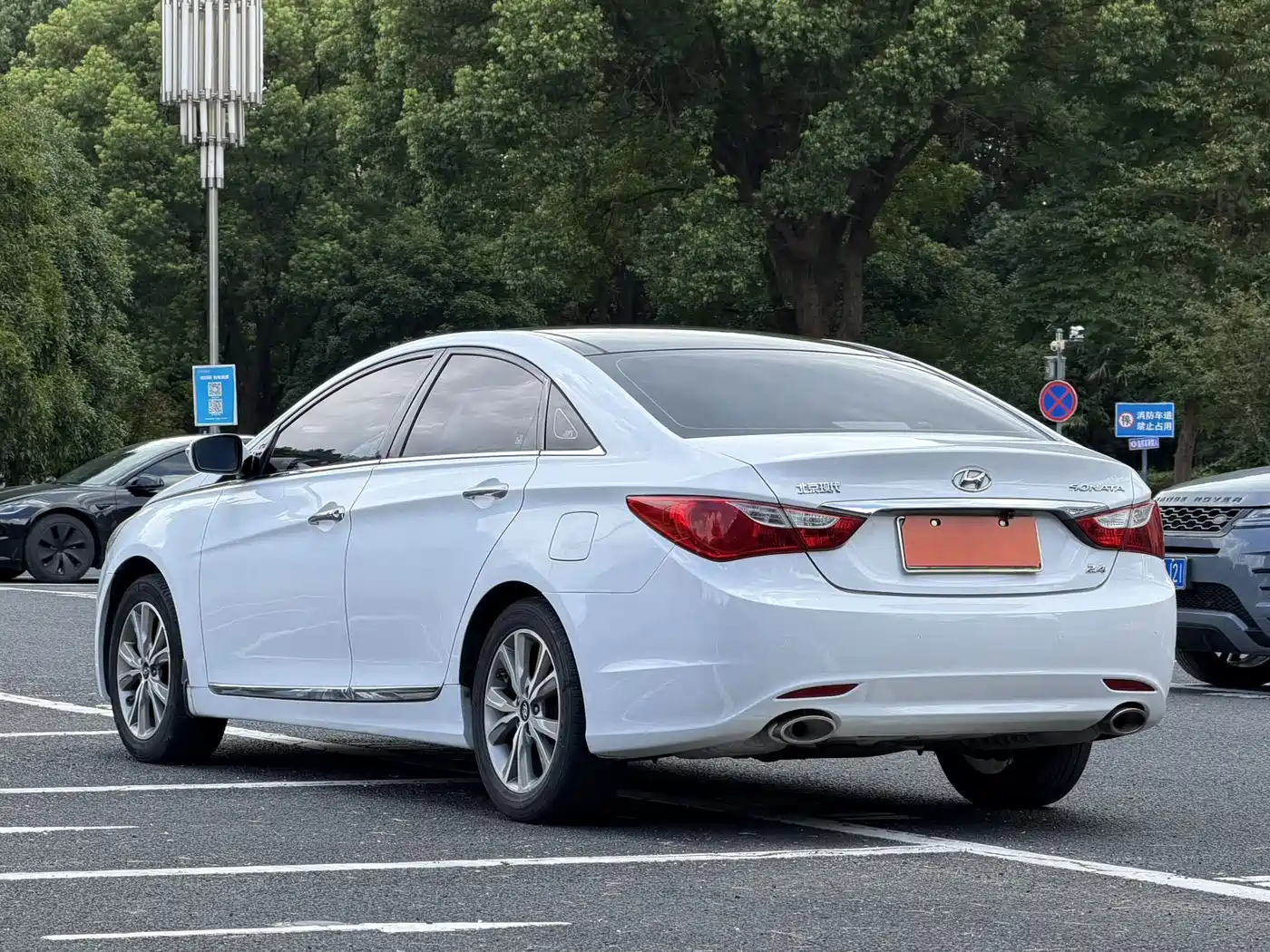 Фото 7 - Hyundai Sonata