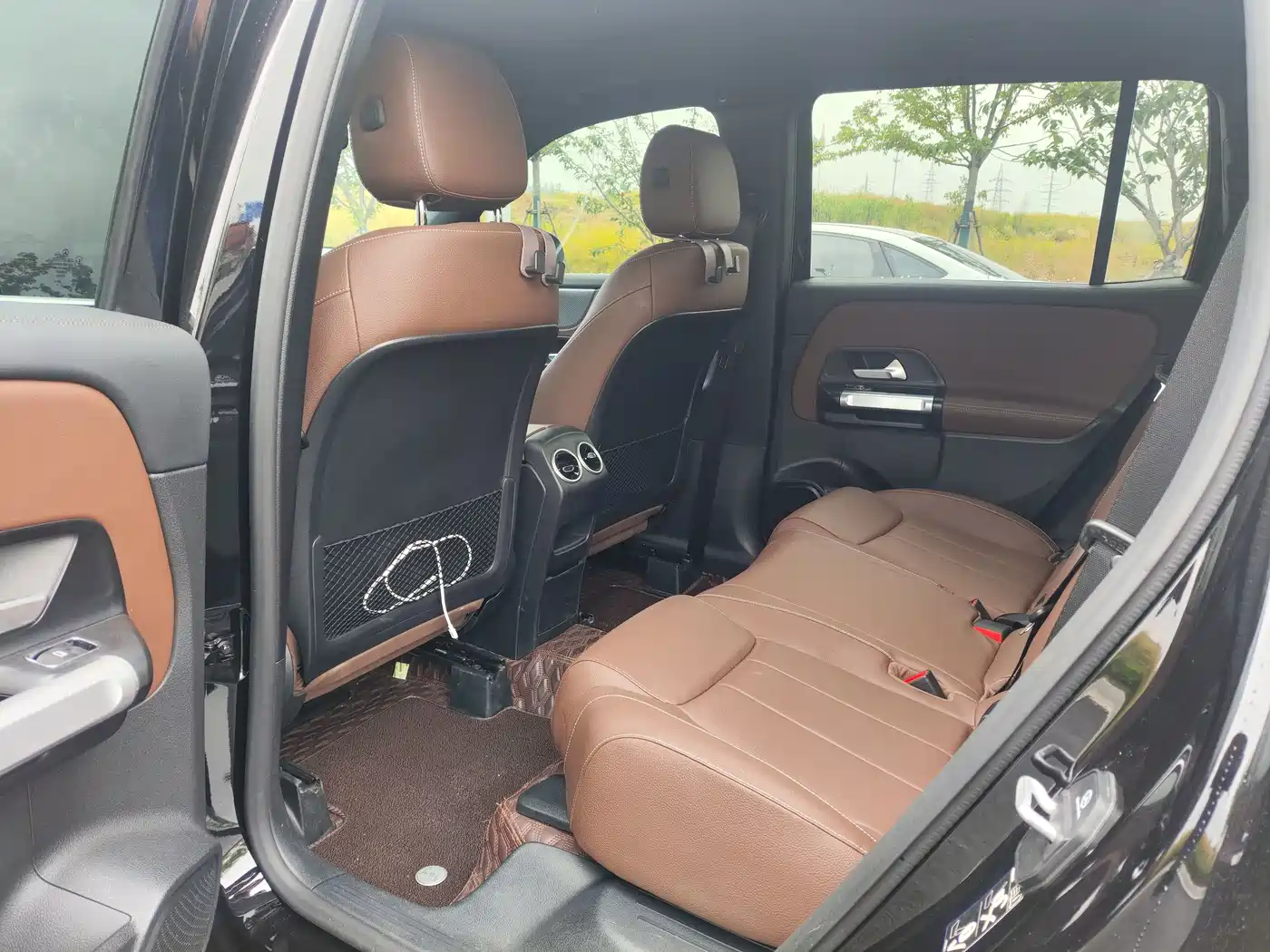 Mercedes-Benz GLB 2025 Model GLB 200 Dynamic Edition фото 9