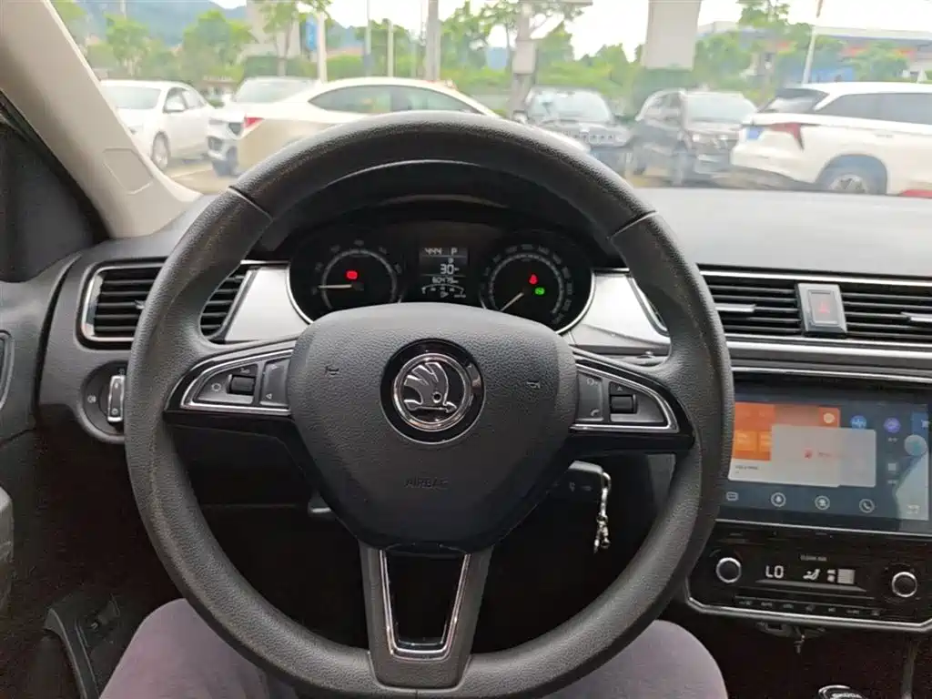 SKODA XIN RUI