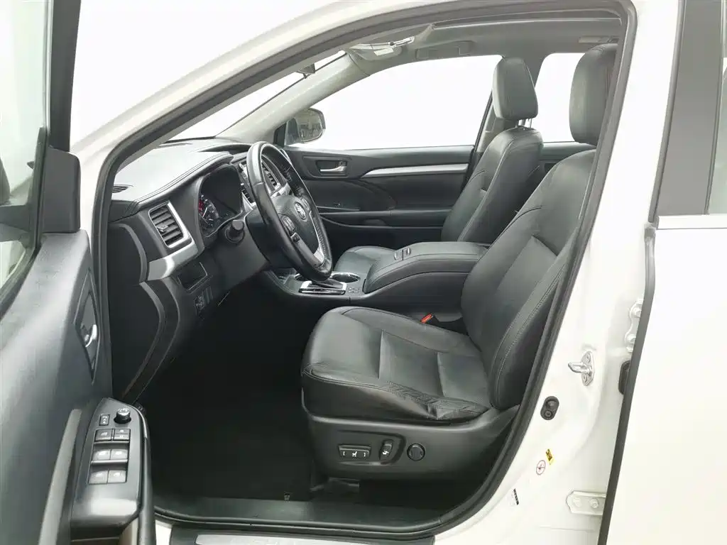 Toyota Highlander 2015 3.5L 4WD Luxury Edition 7-seater фото 10