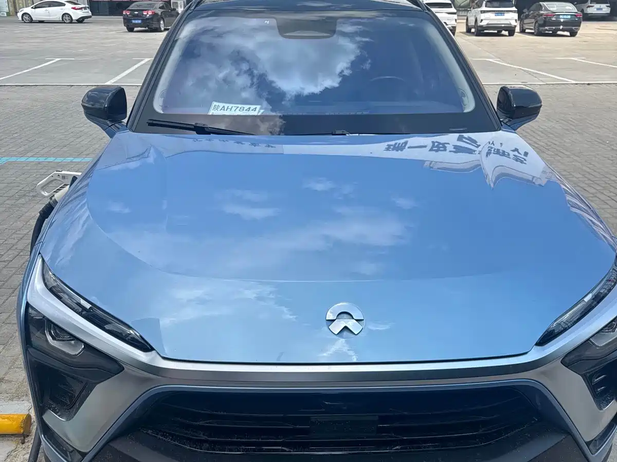 NIO ES8 2019 2018 355KM Base Model 7-Seater Version
