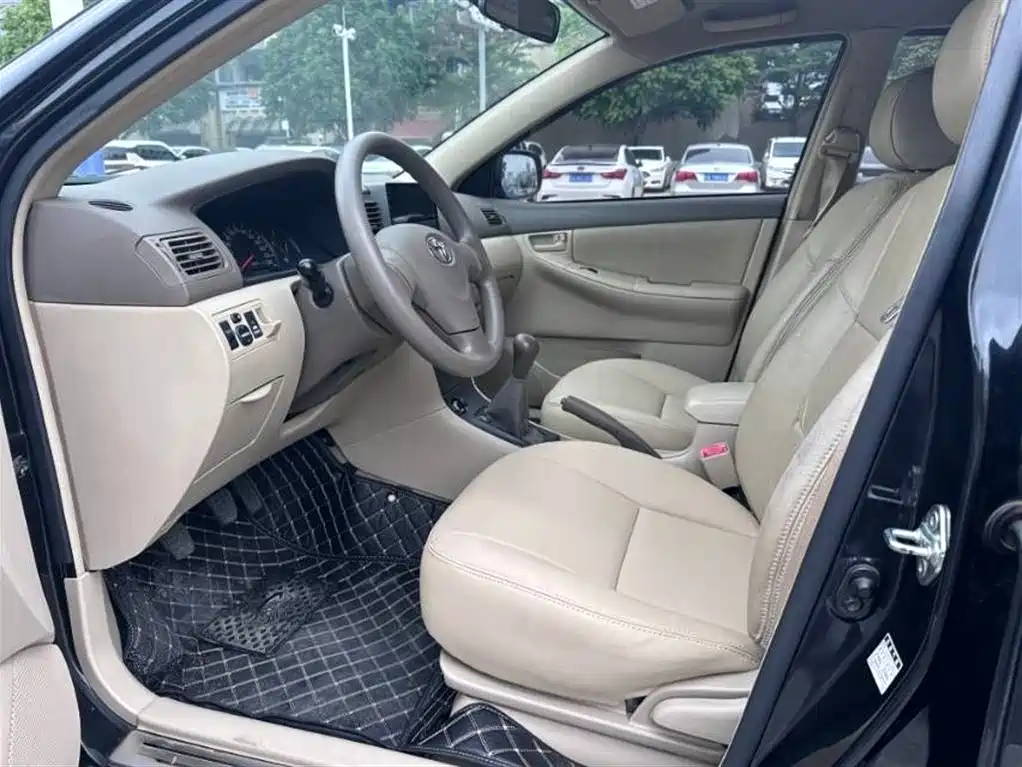 Toyota Corolla 2010 1.6L Manual Classic Edition фото 7