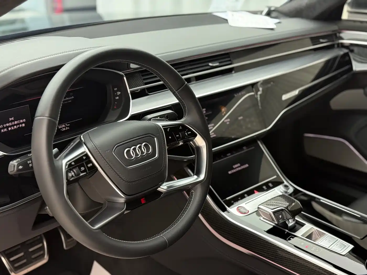 Audi S8 2021 S8L 4.0TFSI quattro фото 4