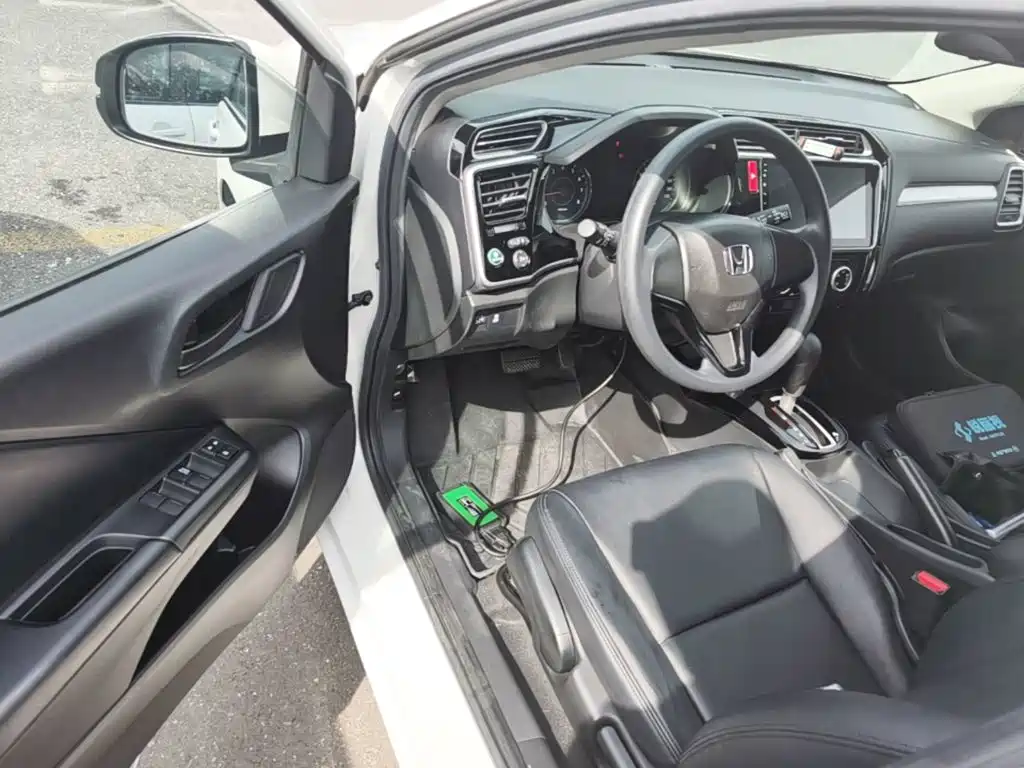 Honda Gienia 2018 2017 1.5L CVT Comfort Edition