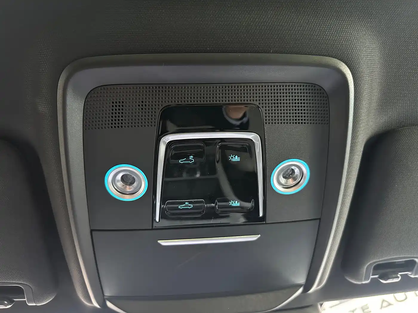 BYD Song PLUS PHEV 2023 Champion Edition DM-i 110KM Flagship PLUS фото 14