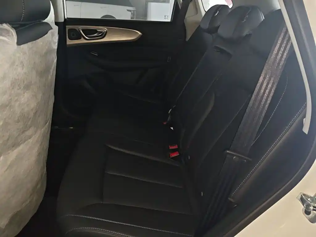 Roewe RX5 2025 2023 PLUS 330TGI Automatic Trend-leading Smart Benefit Edition