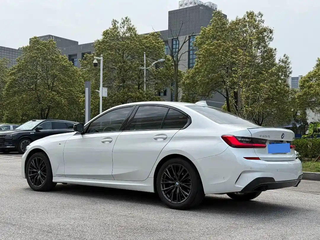 BMW 3 Series 2021 Facelift 325i M Sport Shadow Edition фото 6