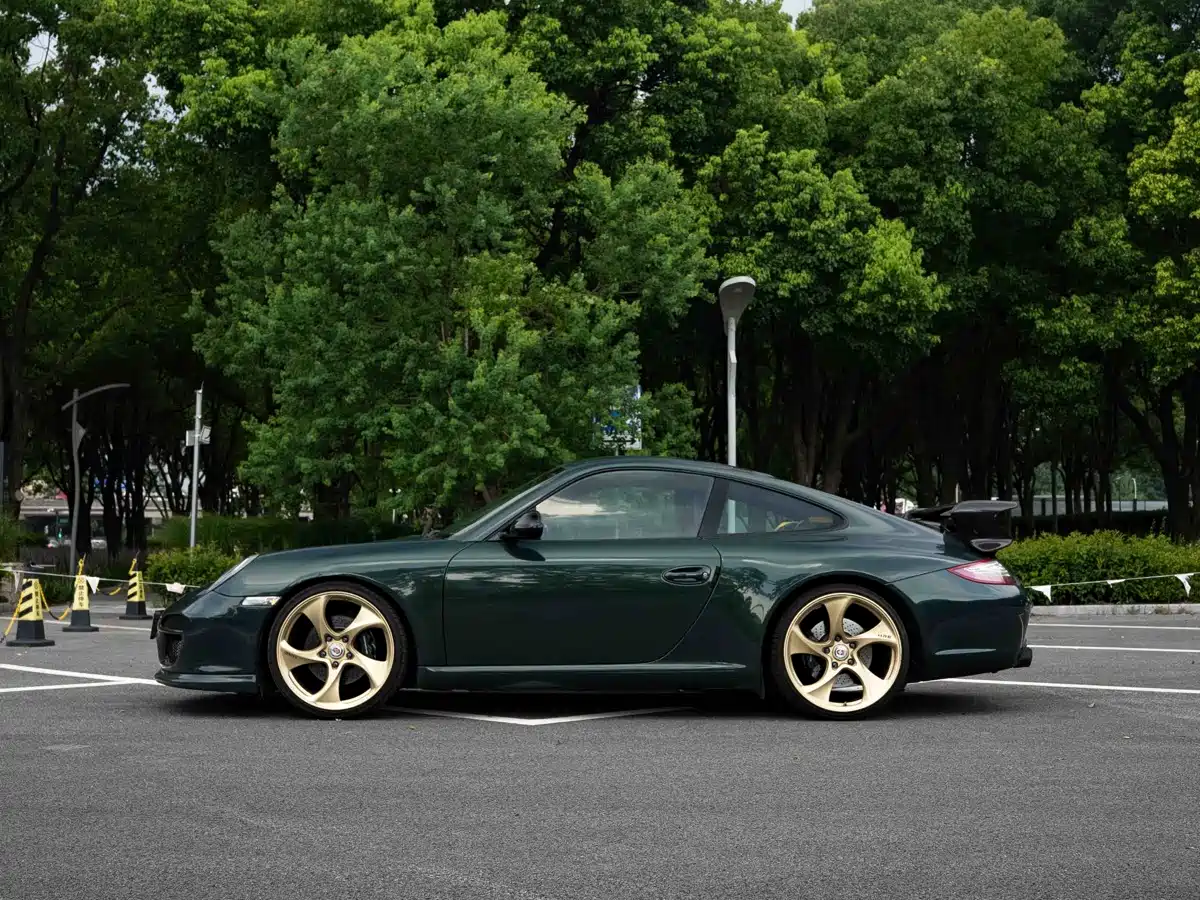 Фото 3 - Porsche 911