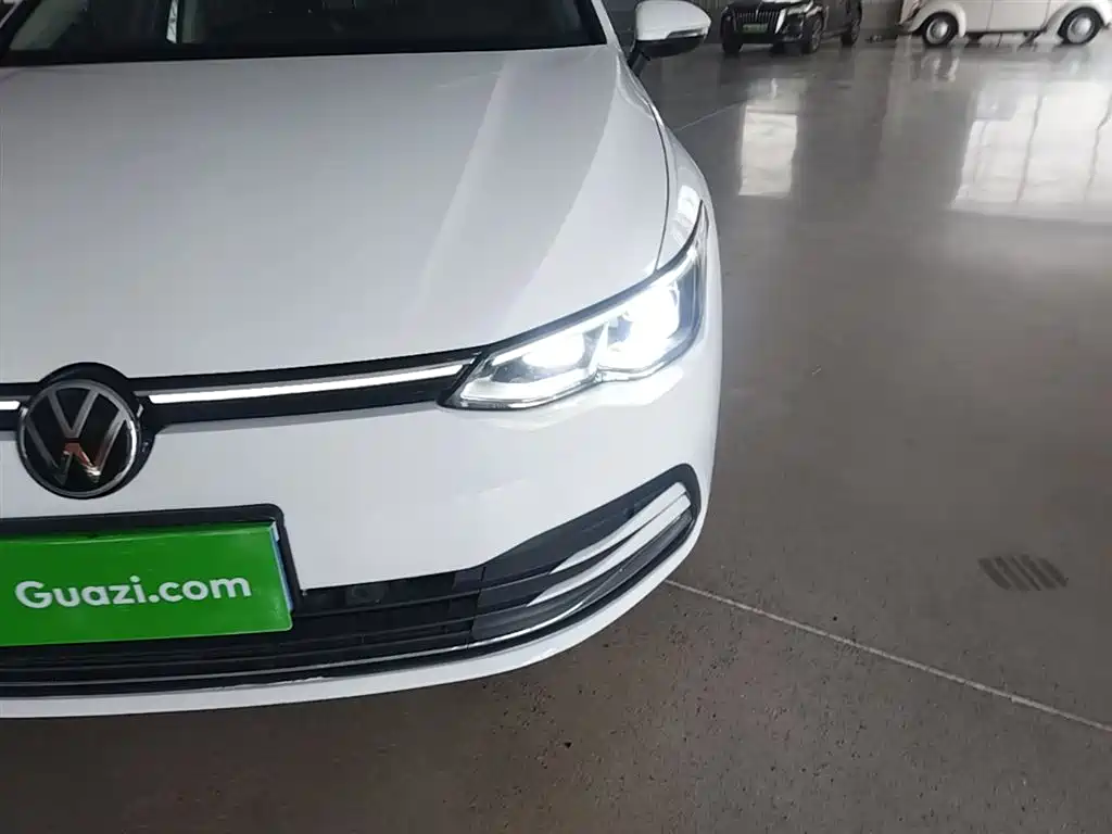 Volkswagen Golf 2023 Facelift 280TSI DSG Pro фото 24