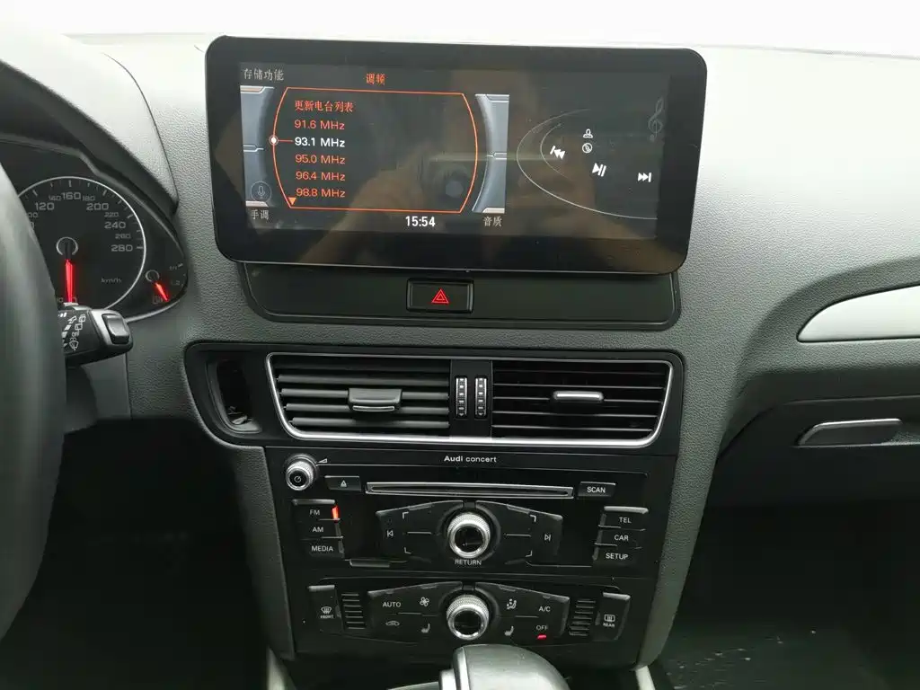 Фото 12 - Audi Q5