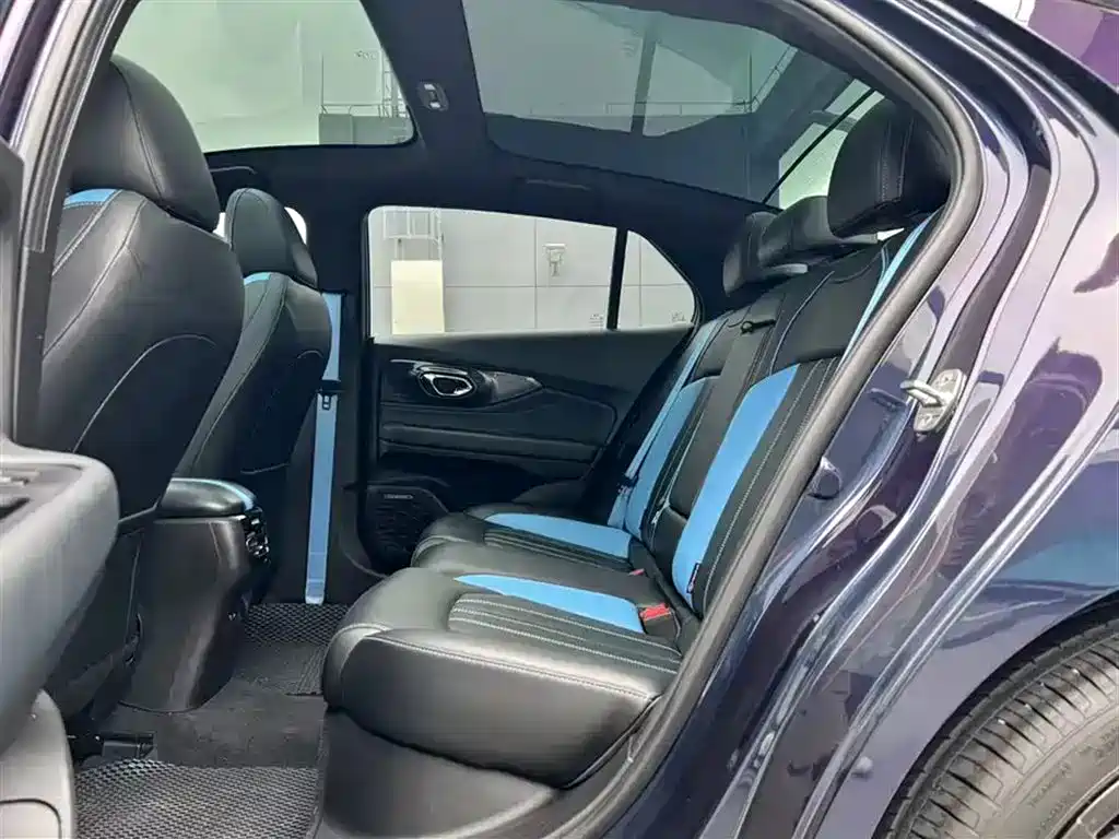 GAC Trumpchi Trumpchi Emkoo 2021 270T DCT J16 Edition фото 7