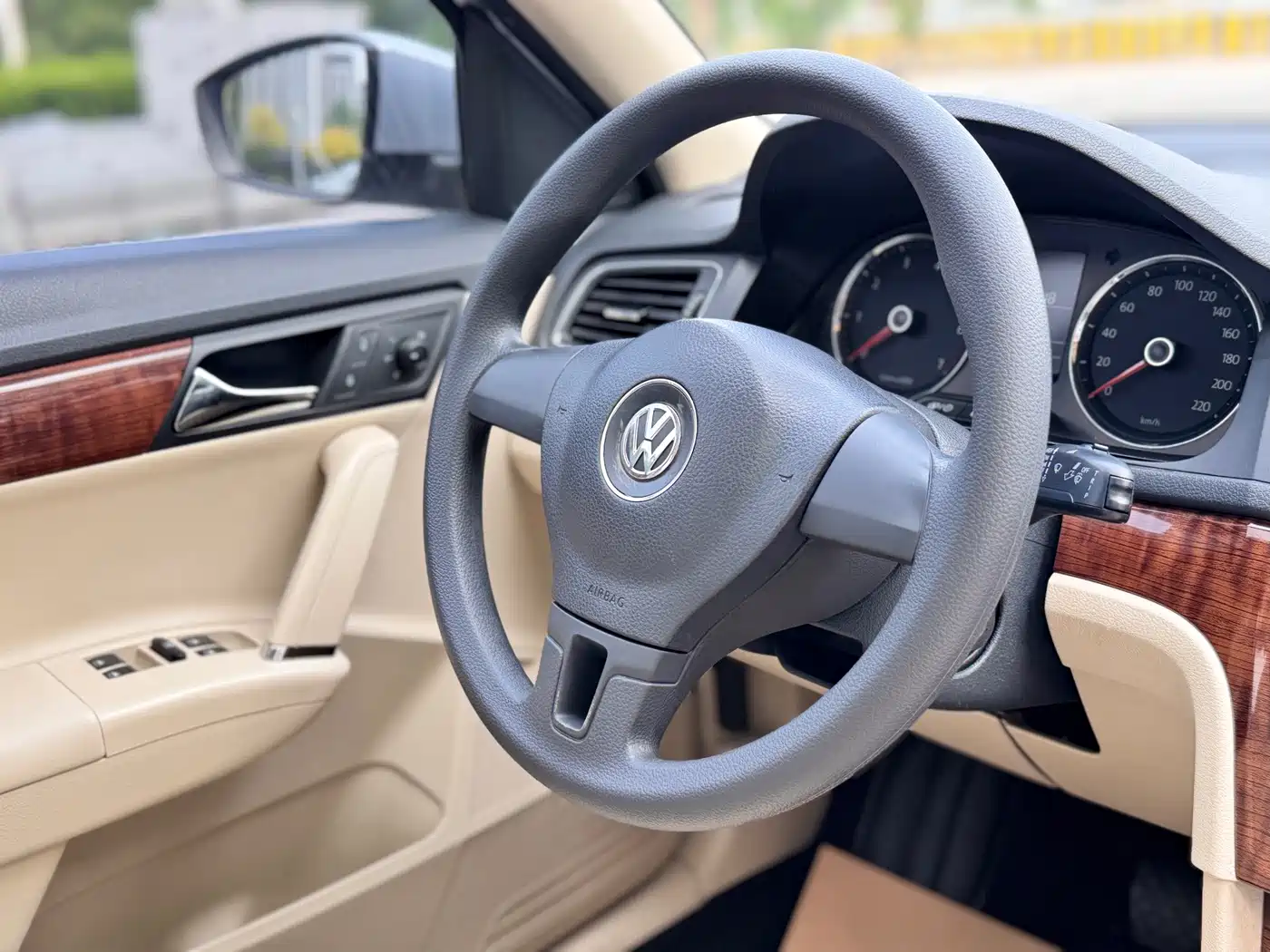 Volkswagen Lavida 2012 2013 1.6L Automatic Comfort Edition