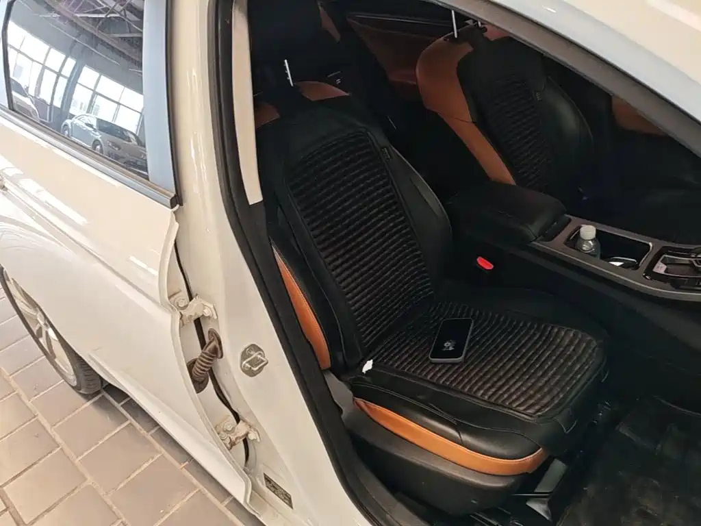 Geely Emgrand GL 2021 2020 1.4T CVT Asian Games Edition